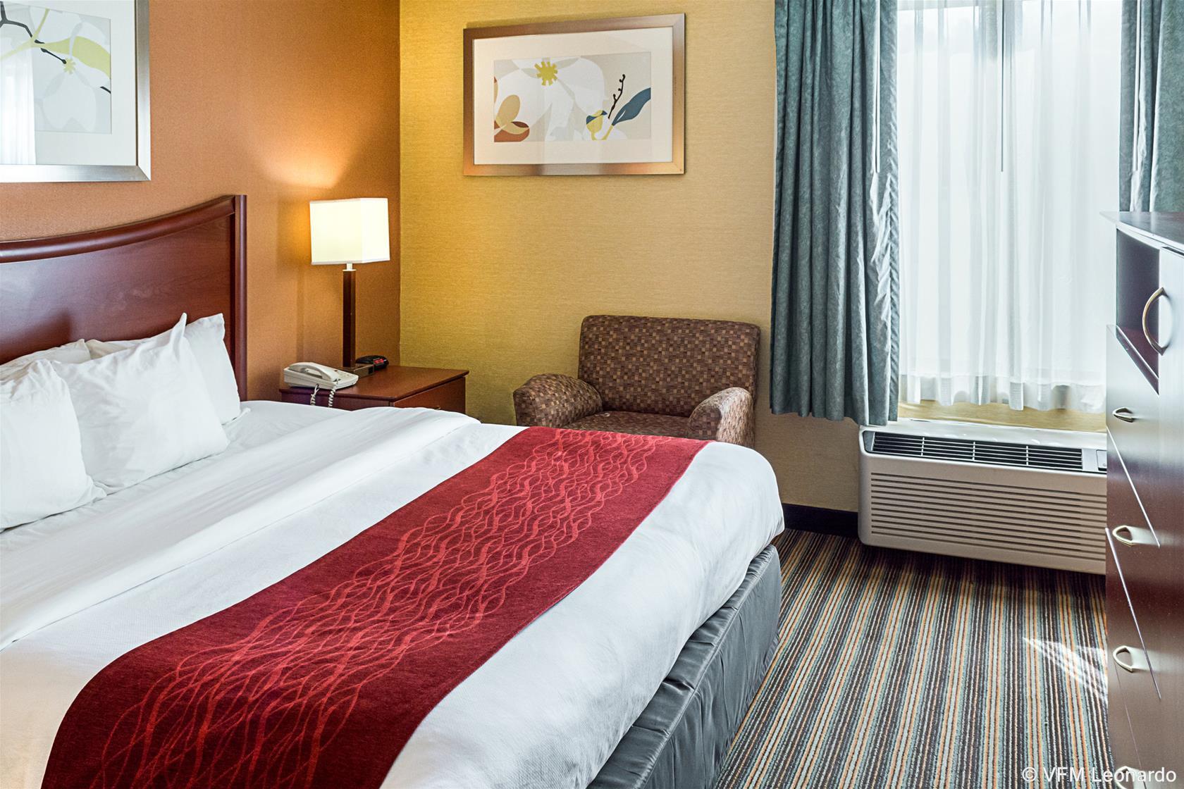 Comfort Inn Petersburg Near Fort Gregg-Adams Экстерьер фото