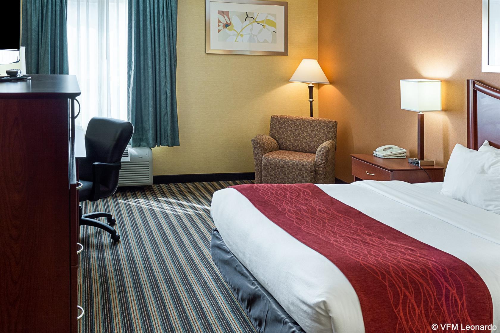 Comfort Inn Petersburg Near Fort Gregg-Adams Экстерьер фото