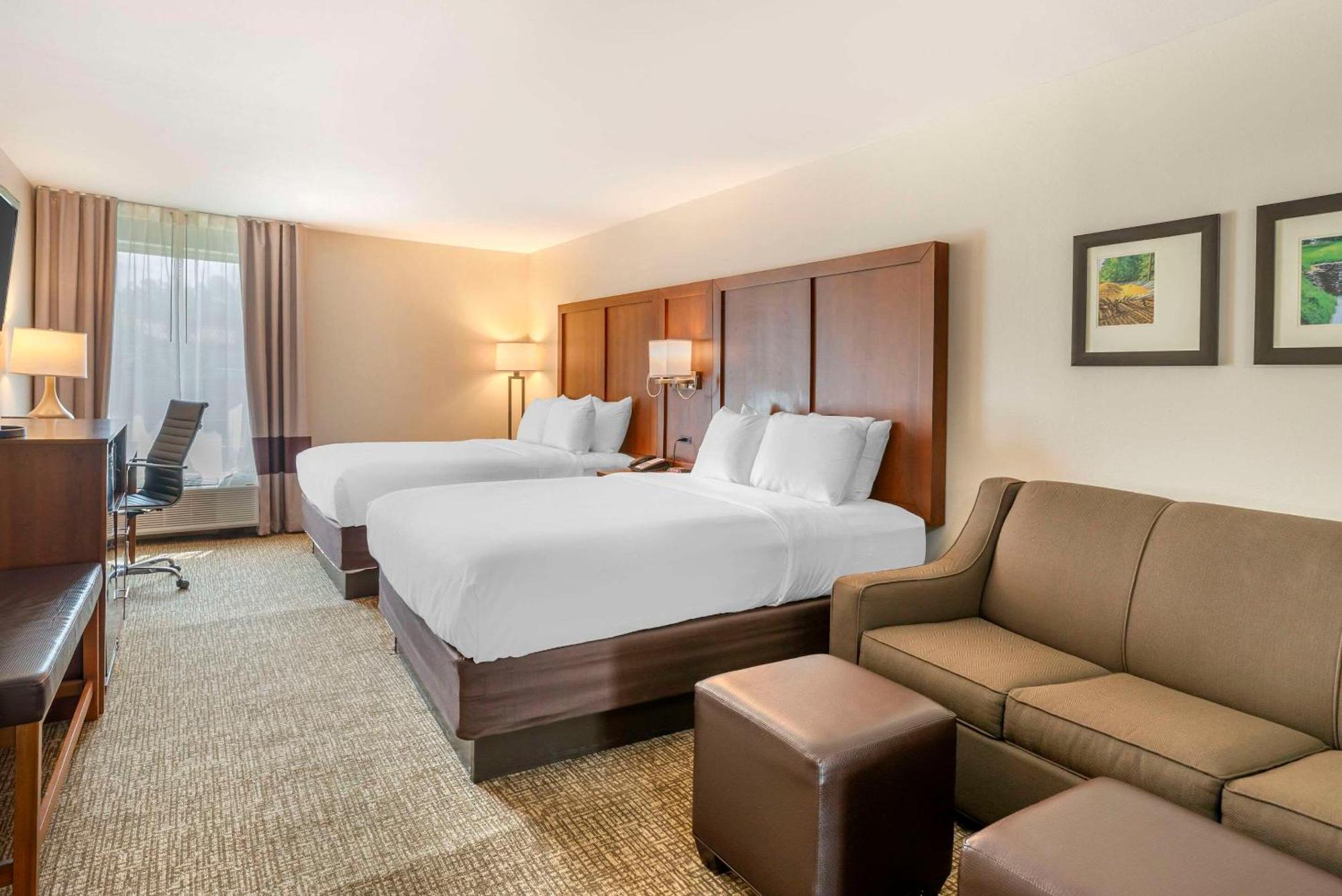 Comfort Inn Petersburg Near Fort Gregg-Adams Экстерьер фото